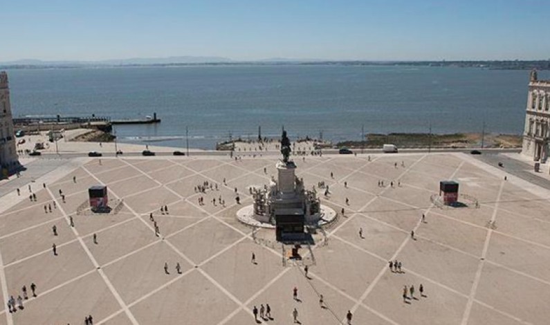 Comercio Square Arch, New Lisbon Downtown Viewpoint Comercio Square Arch, New Lisbon Downtown Viewpoint